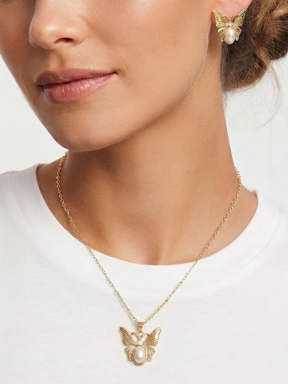 Stainless Steel Gold Butterfly Pearl Pendant Necklace and Earrings women set.